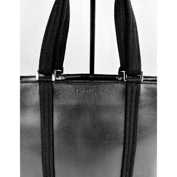 Cole Haan Black Leather Tote Handbag Purse Shoulder Bag, Pockets Logo Smooth - Picture 2 of 10